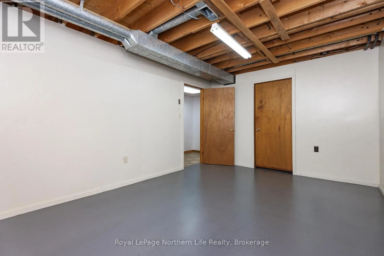 74 BELLEVIEW CRESCENT