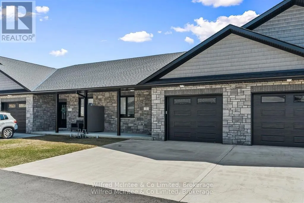 5 - 5 PALMER MARIE LANE, #5