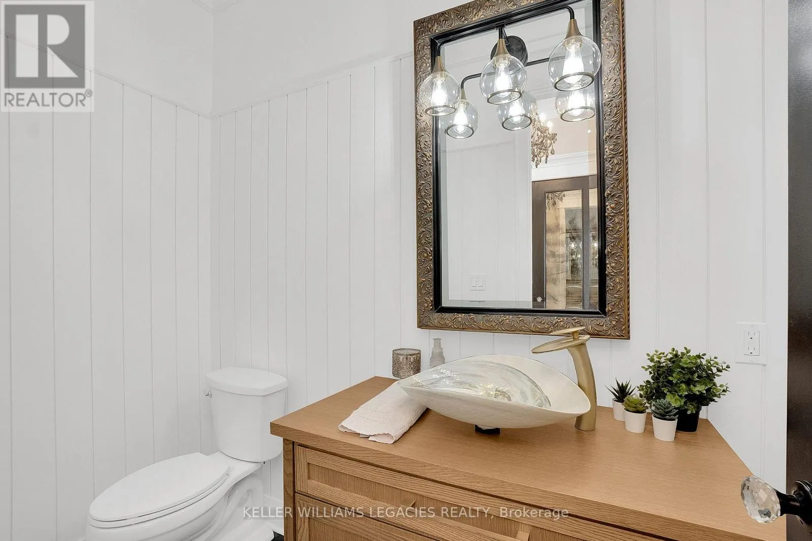 1202 - 223 ERB STREET W