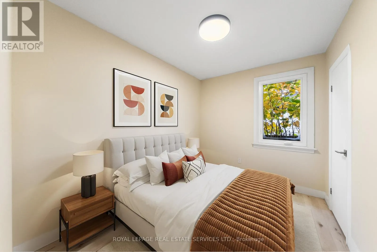 260 WEST 16TH STREET