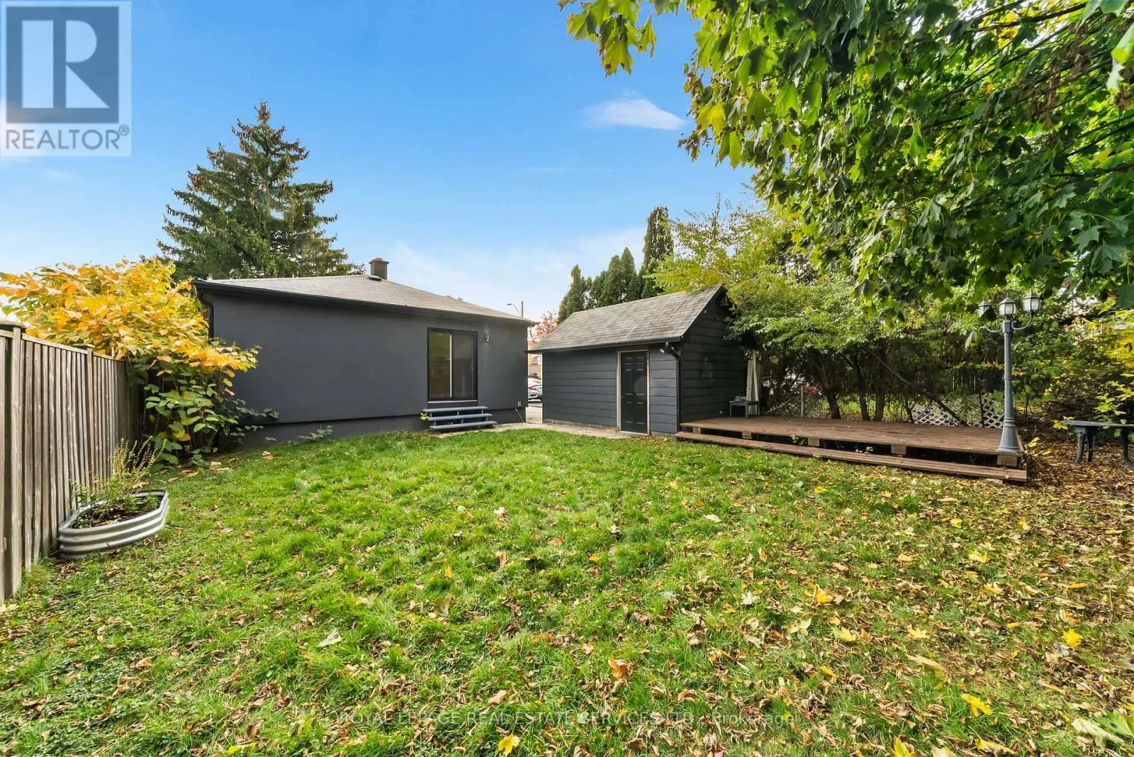 260 WEST 16TH STREET