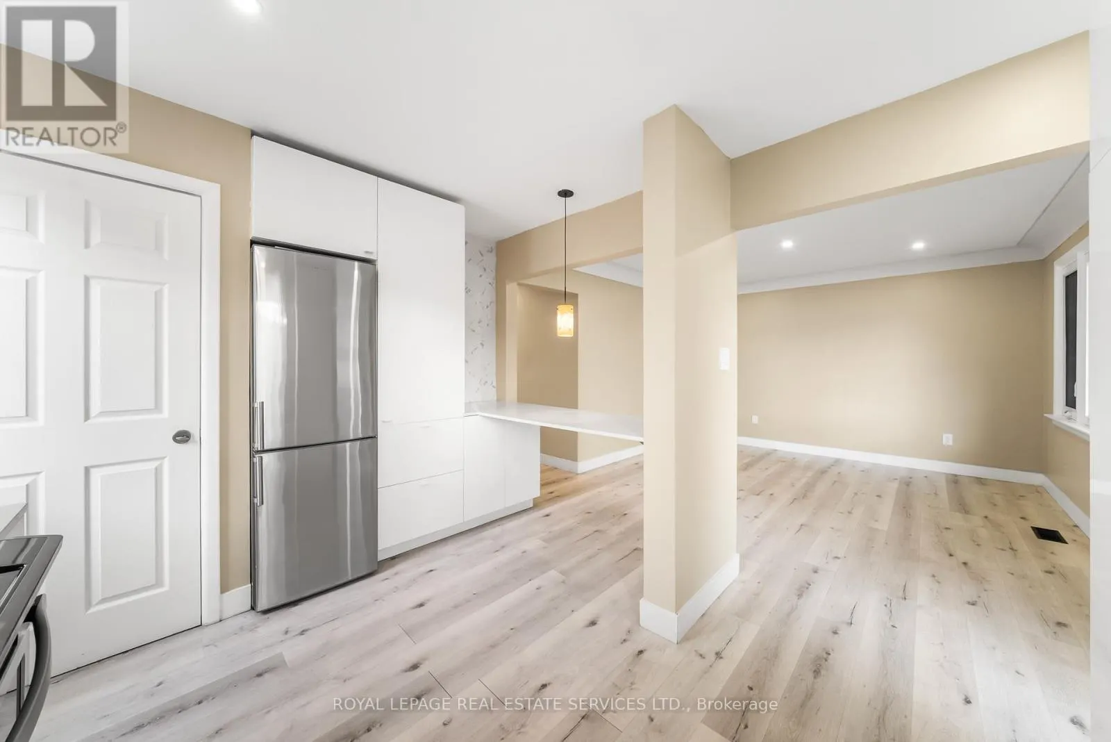 260 WEST 16TH STREET