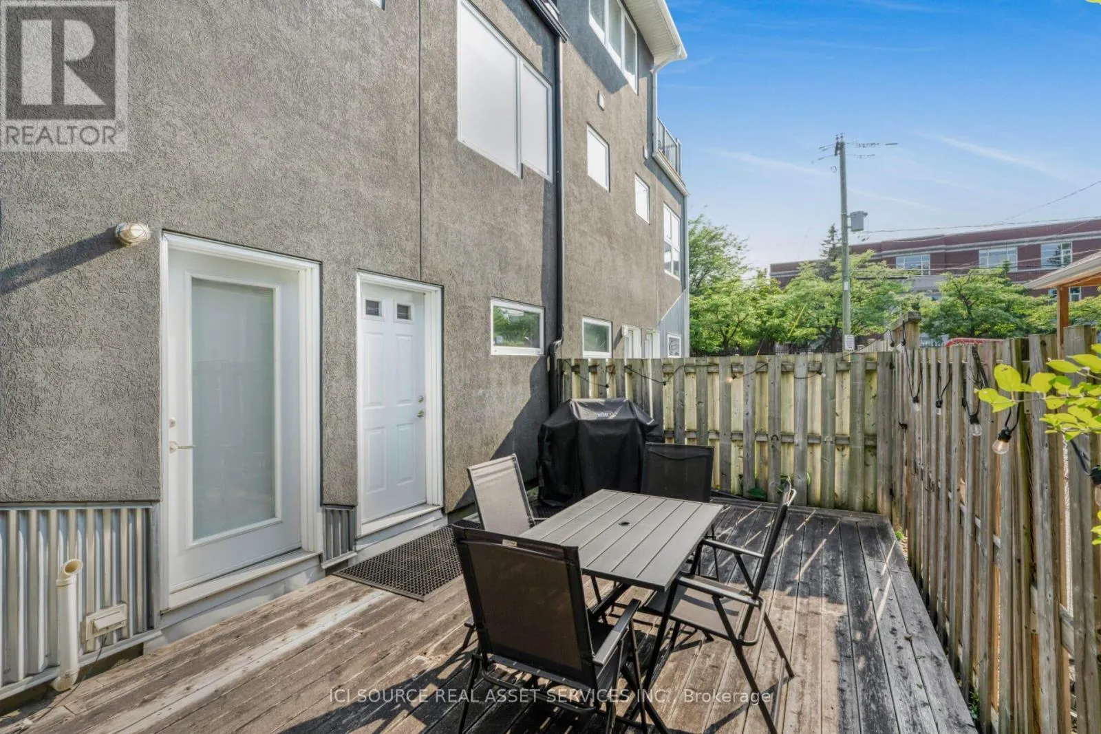 1137 GLADSTONE AVENUE