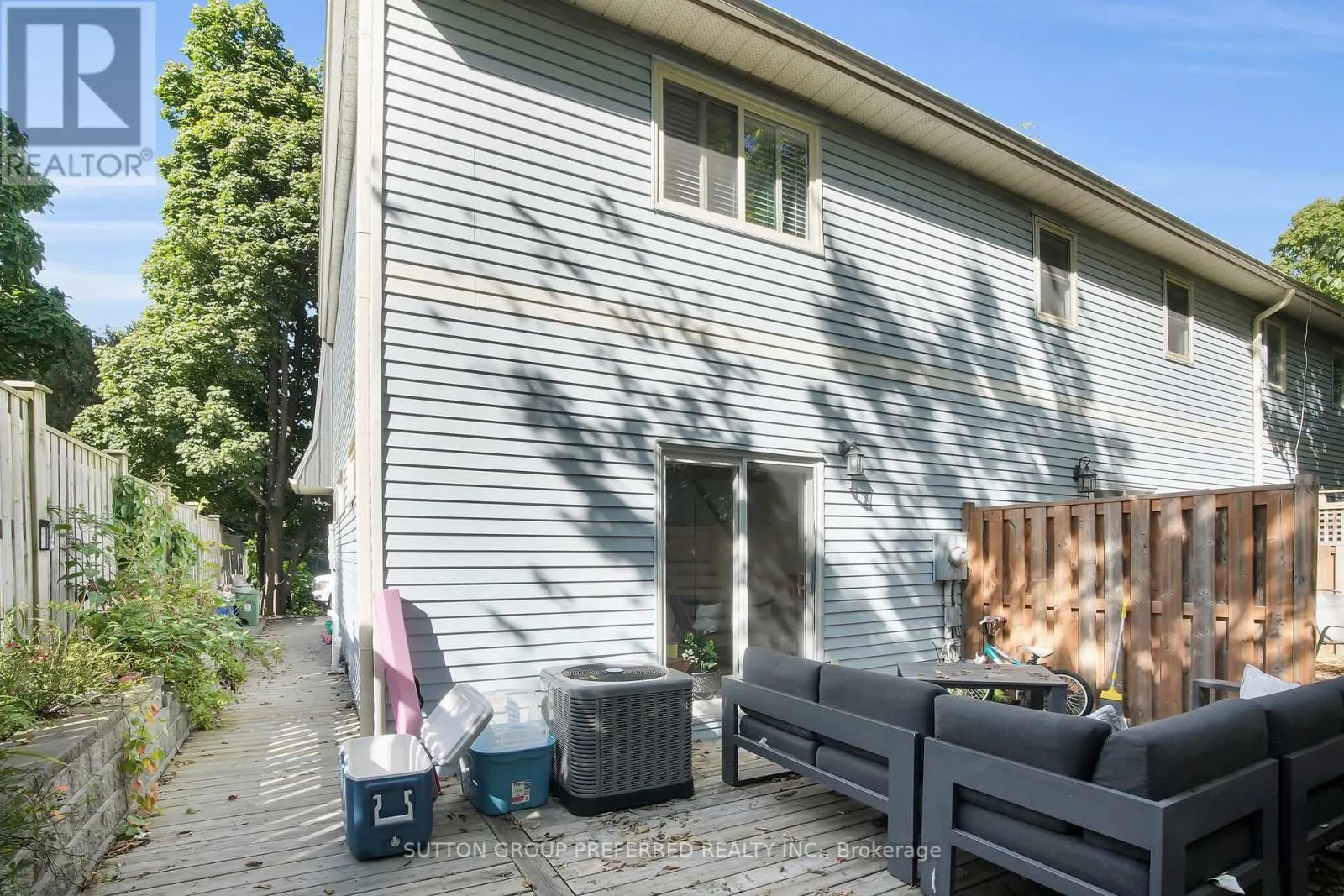 4 - 561 PRINCESS AVENUE, #4