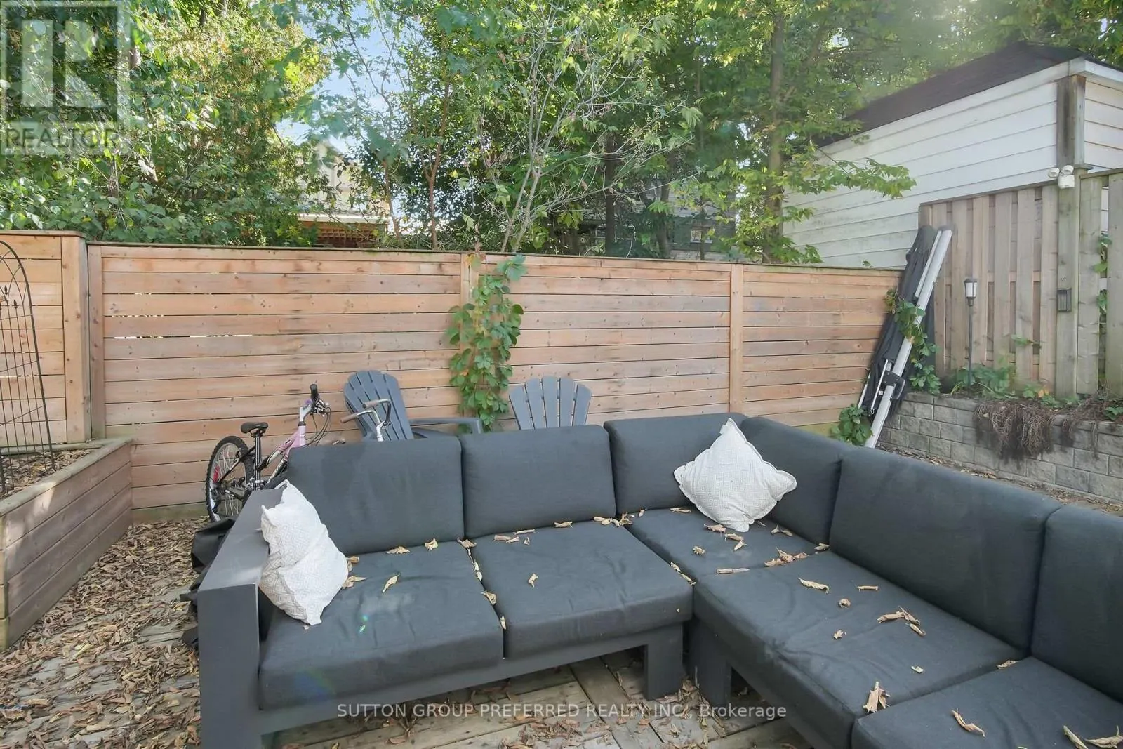 4 - 561 PRINCESS AVENUE, #4