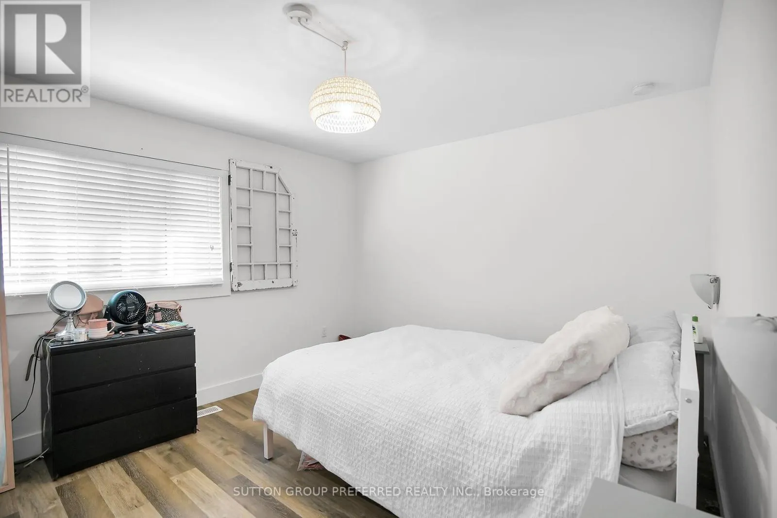 4 - 561 PRINCESS AVENUE, #4