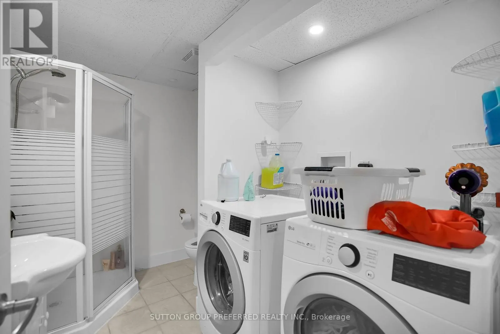 4 - 561 PRINCESS AVENUE, #4