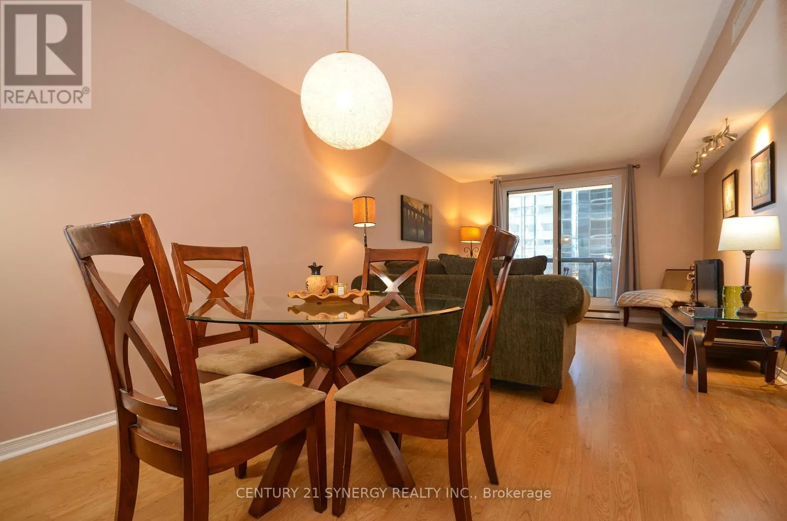 309 - 199 KENT STREET