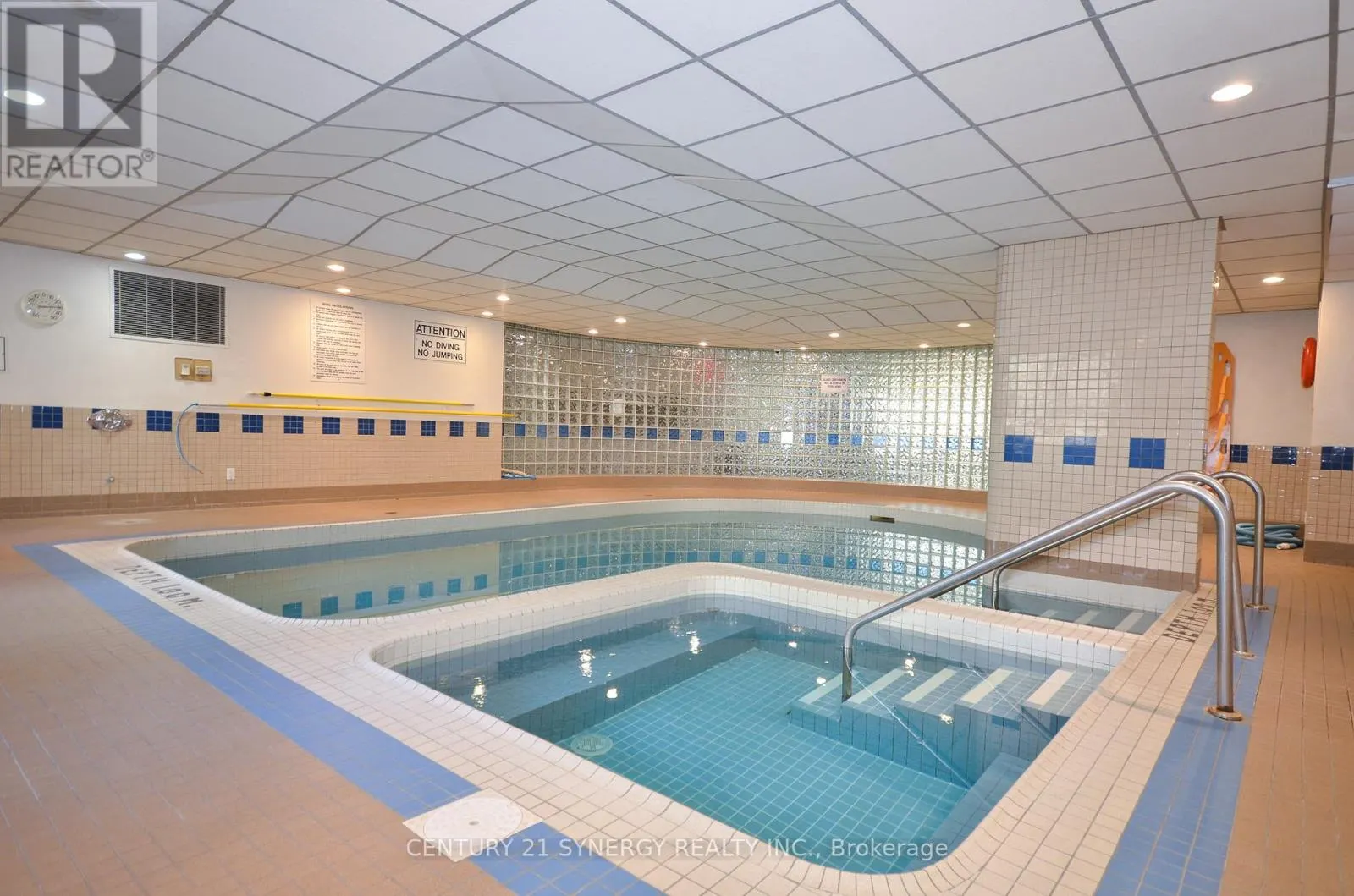 309 - 199 KENT STREET