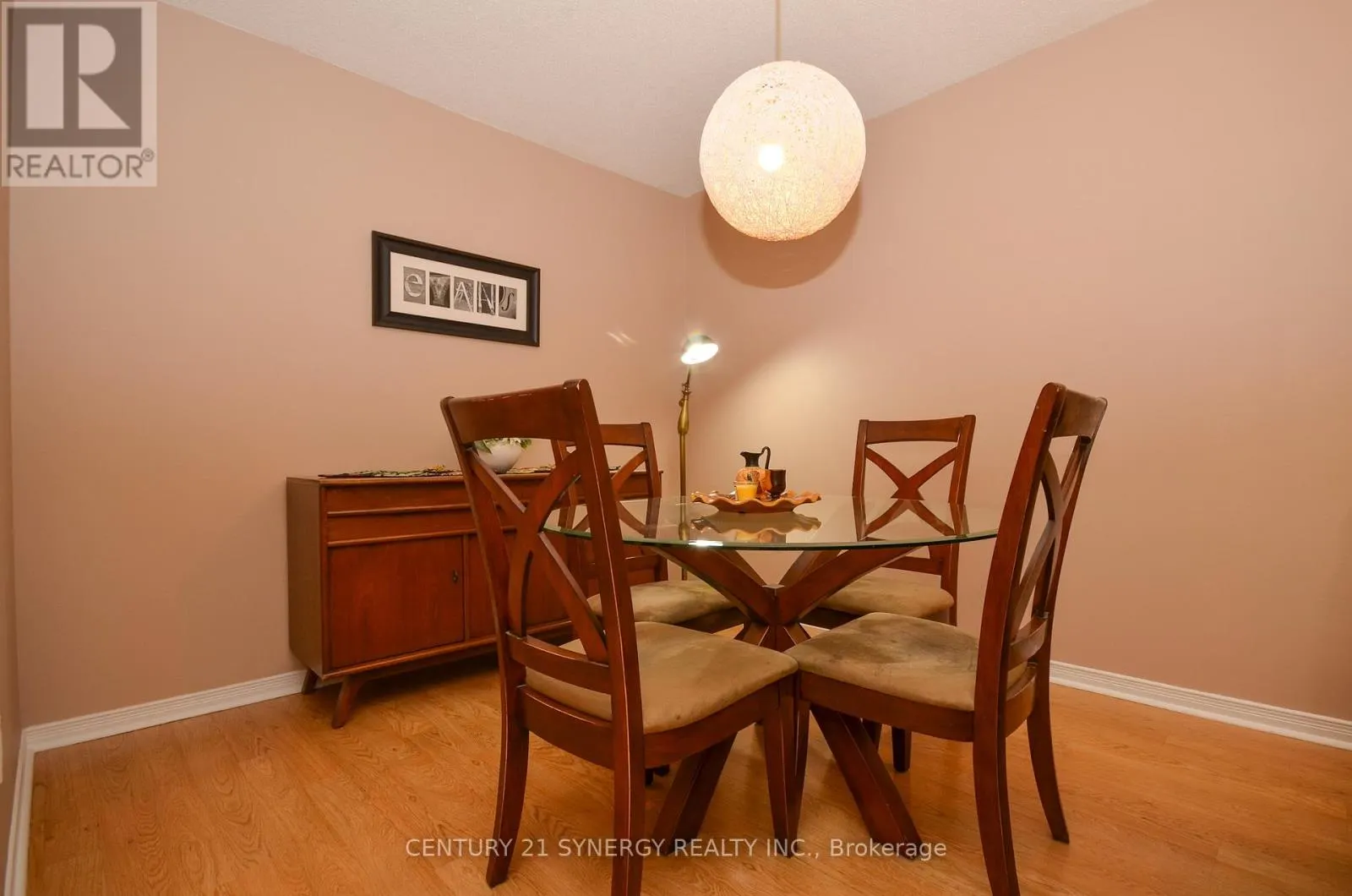 309 - 199 KENT STREET