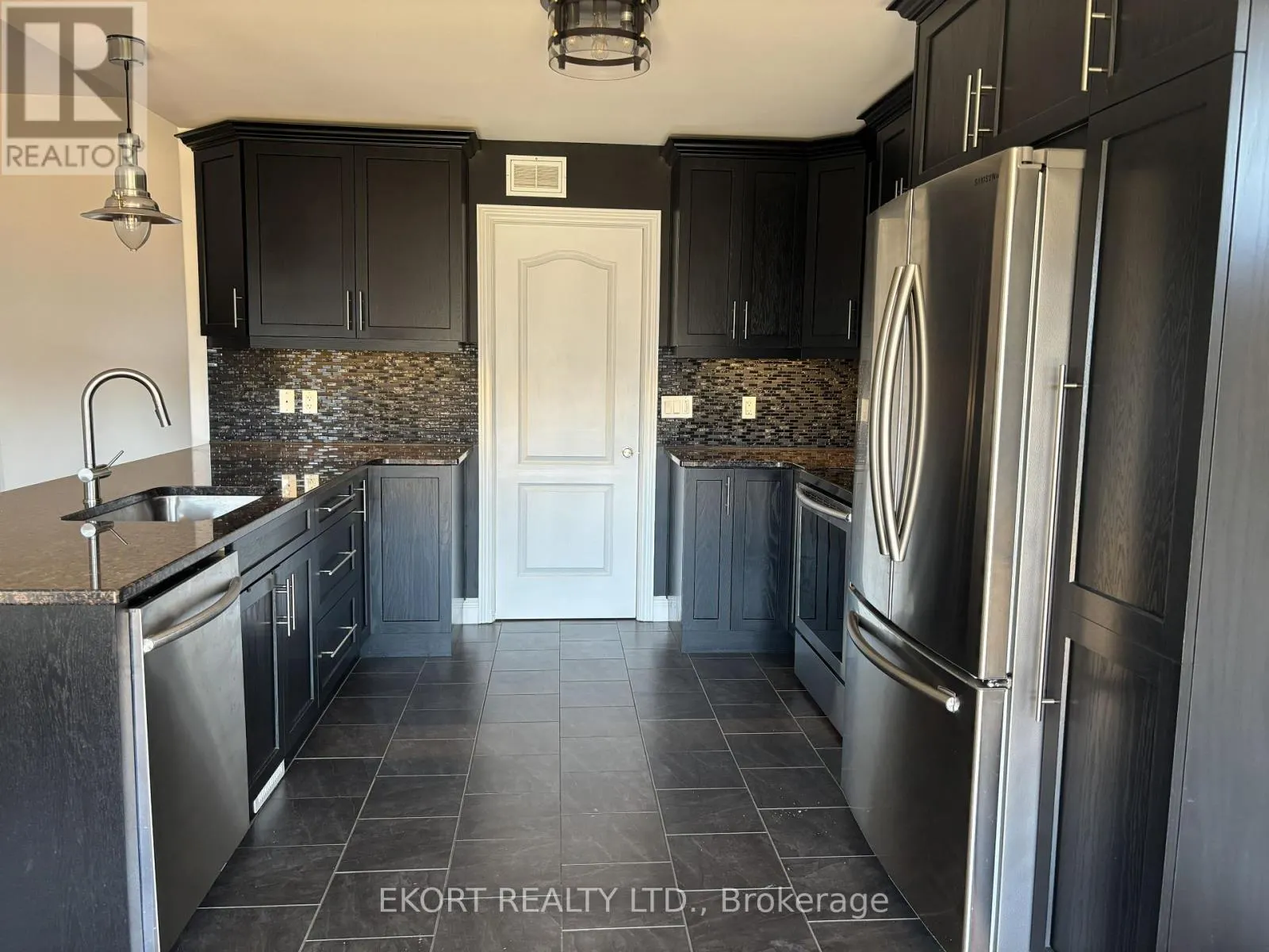 64 FARMINGTON CRESCENT