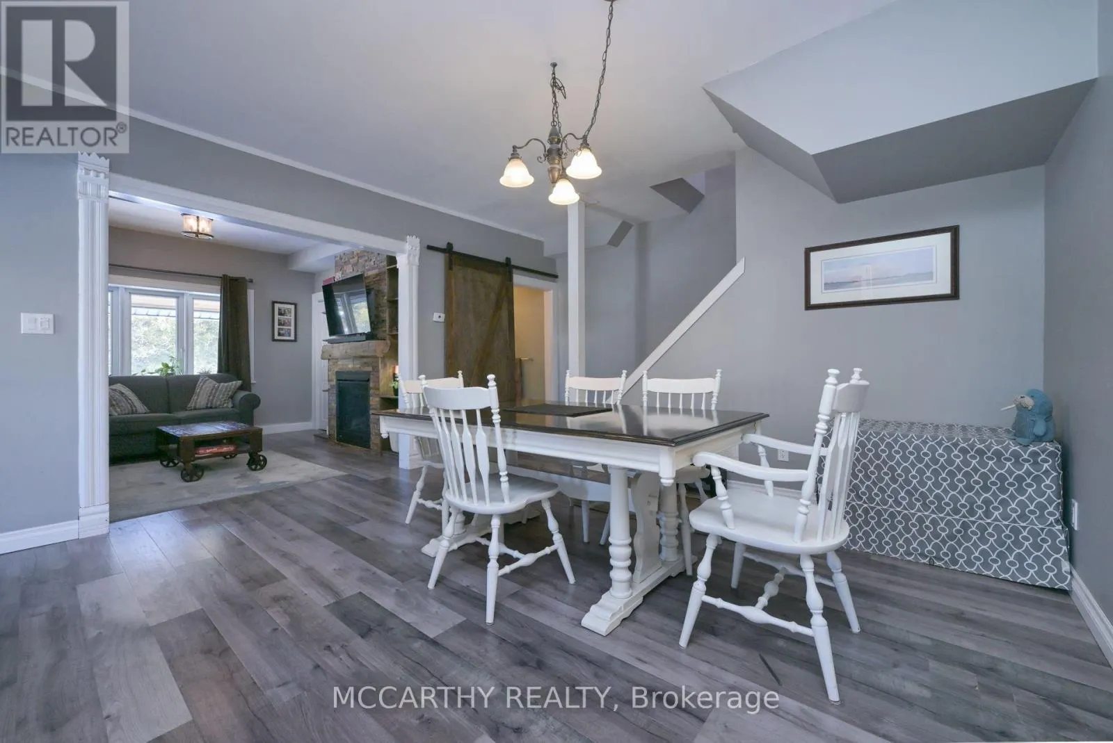 681141 260 SIDE ROAD