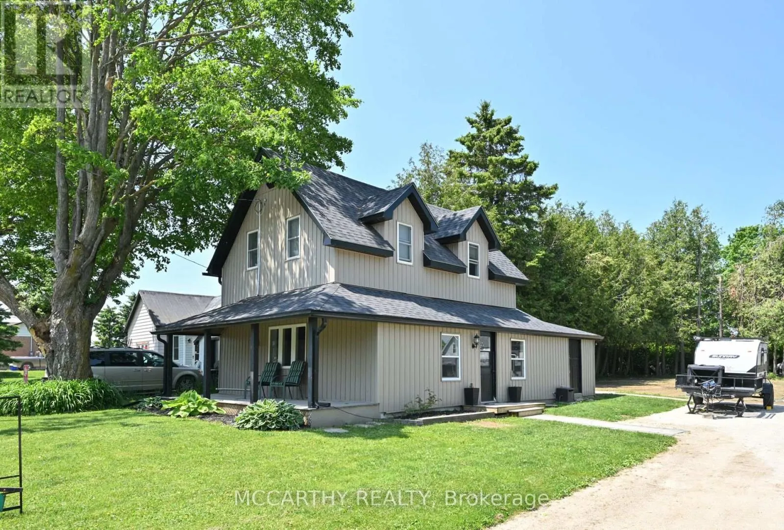 681141 260 SIDE ROAD