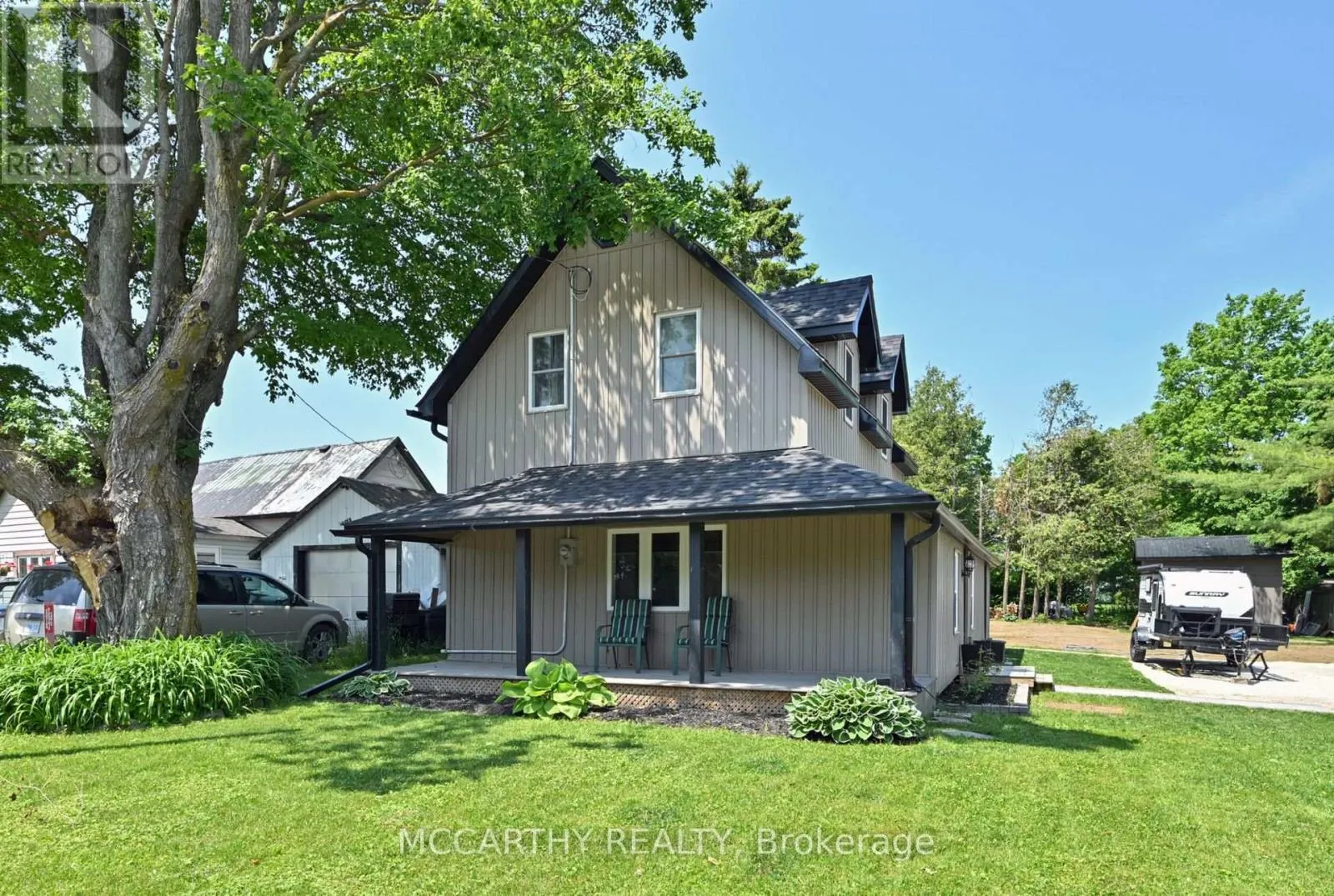 681141 260 SIDE ROAD