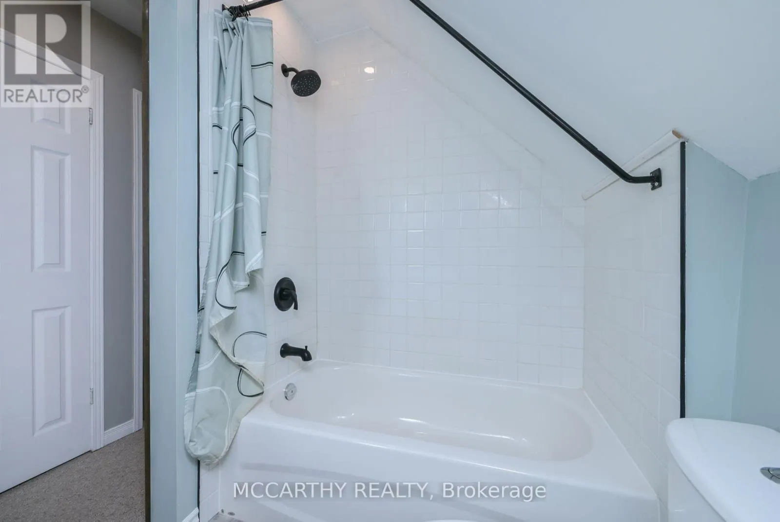 681141 260 SIDE ROAD