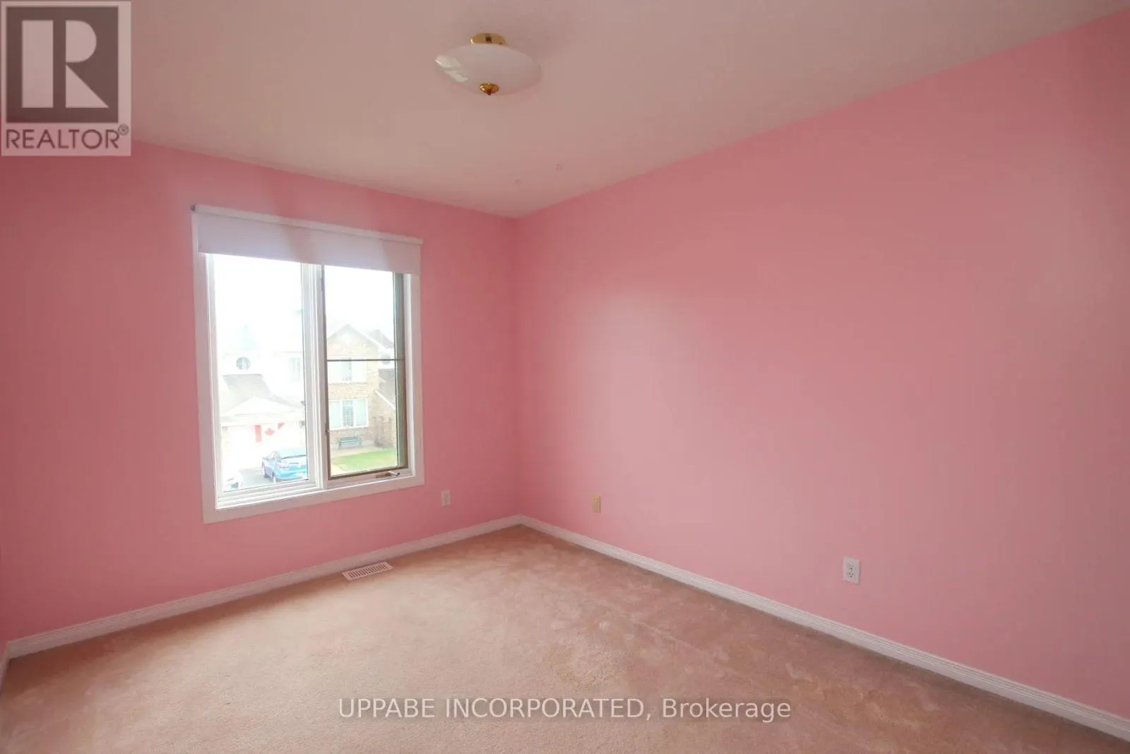 6075 PINEGLADE CRESCENT