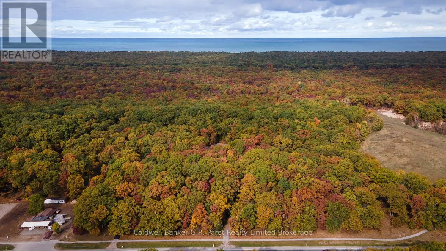 9862 LAKESHORE DRIVE