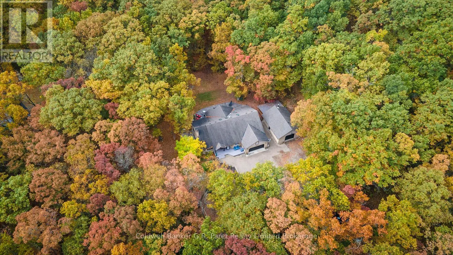 9862 LAKESHORE DRIVE