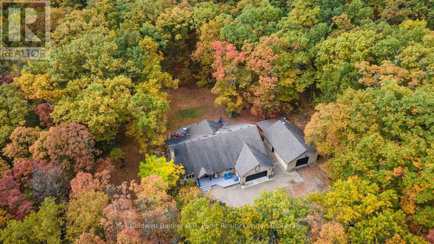 9862 LAKESHORE DRIVE