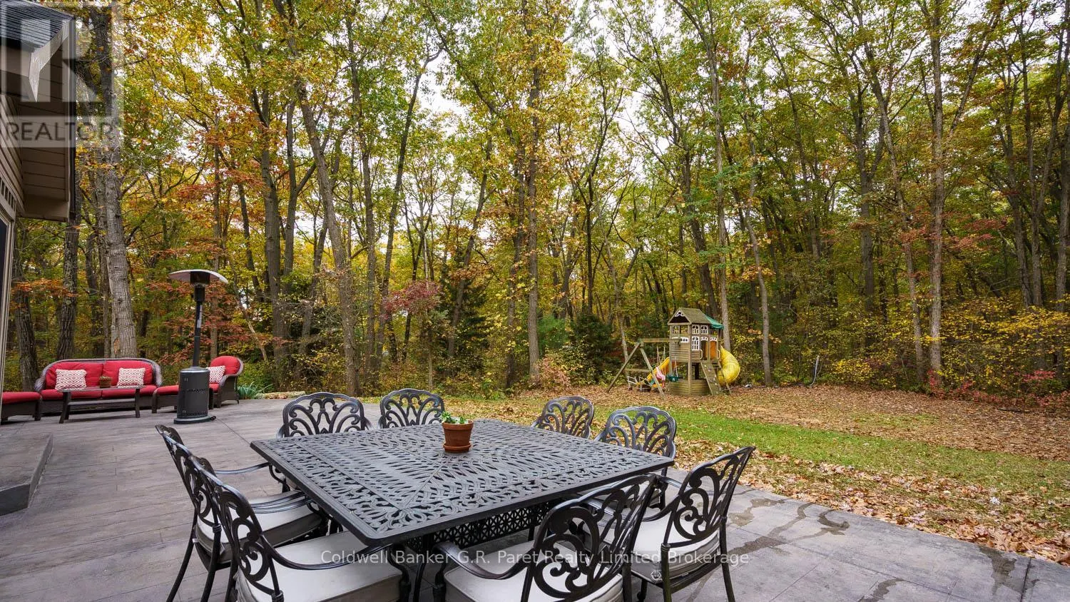 9862 LAKESHORE DRIVE