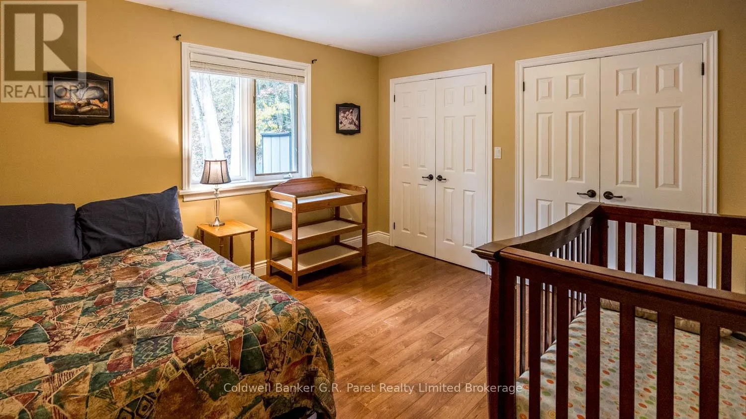 9862 LAKESHORE DRIVE