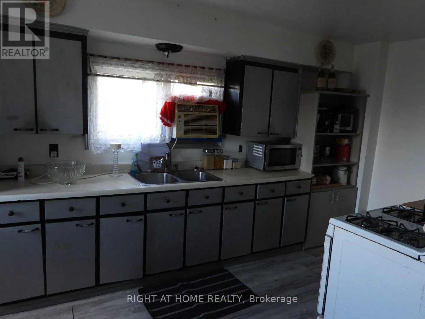 665 PORT MAITLAND ROAD