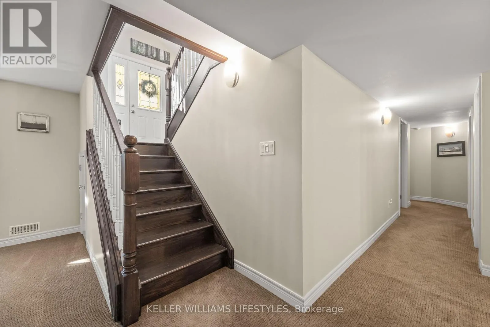 11 HAWTHORN CRESCENT