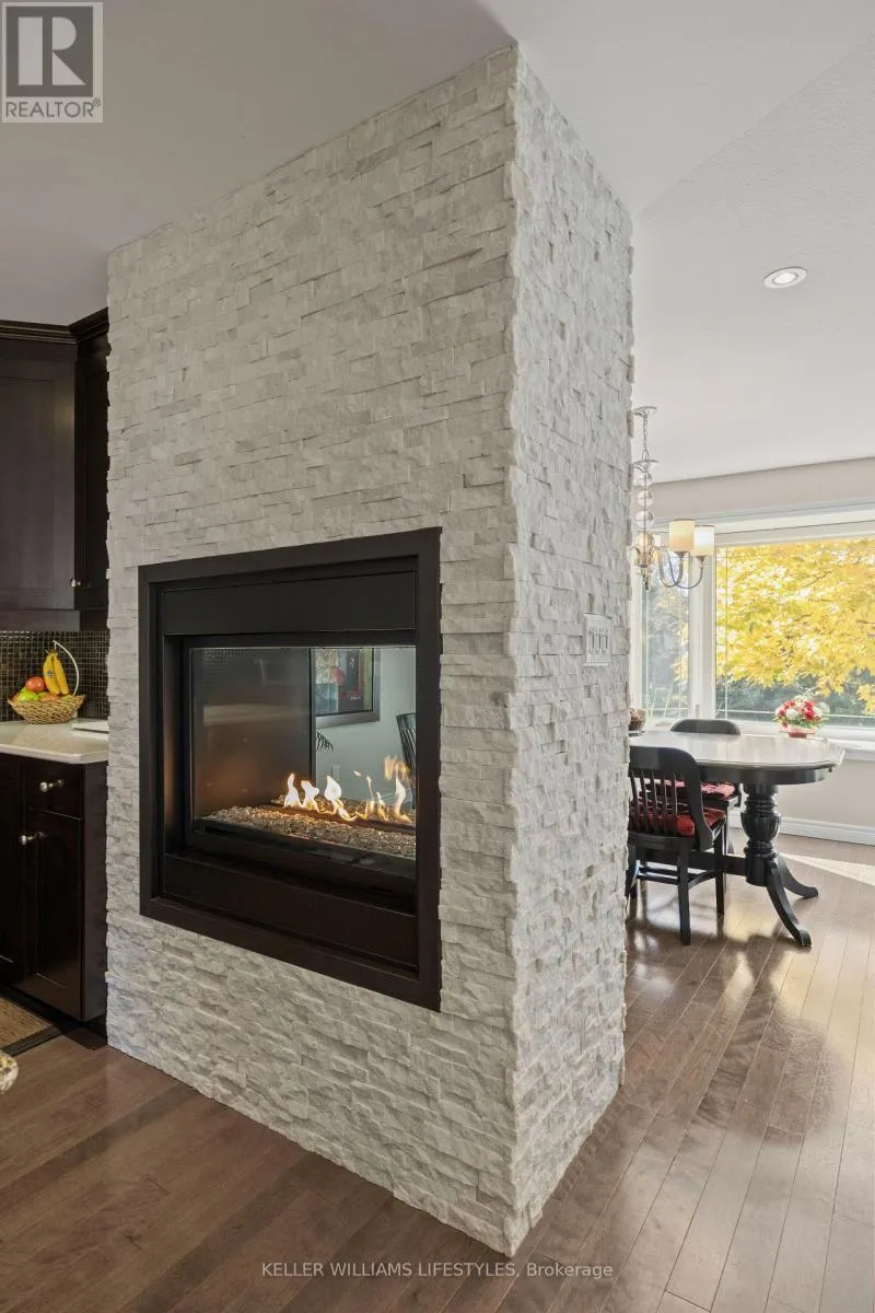 11 HAWTHORN CRESCENT