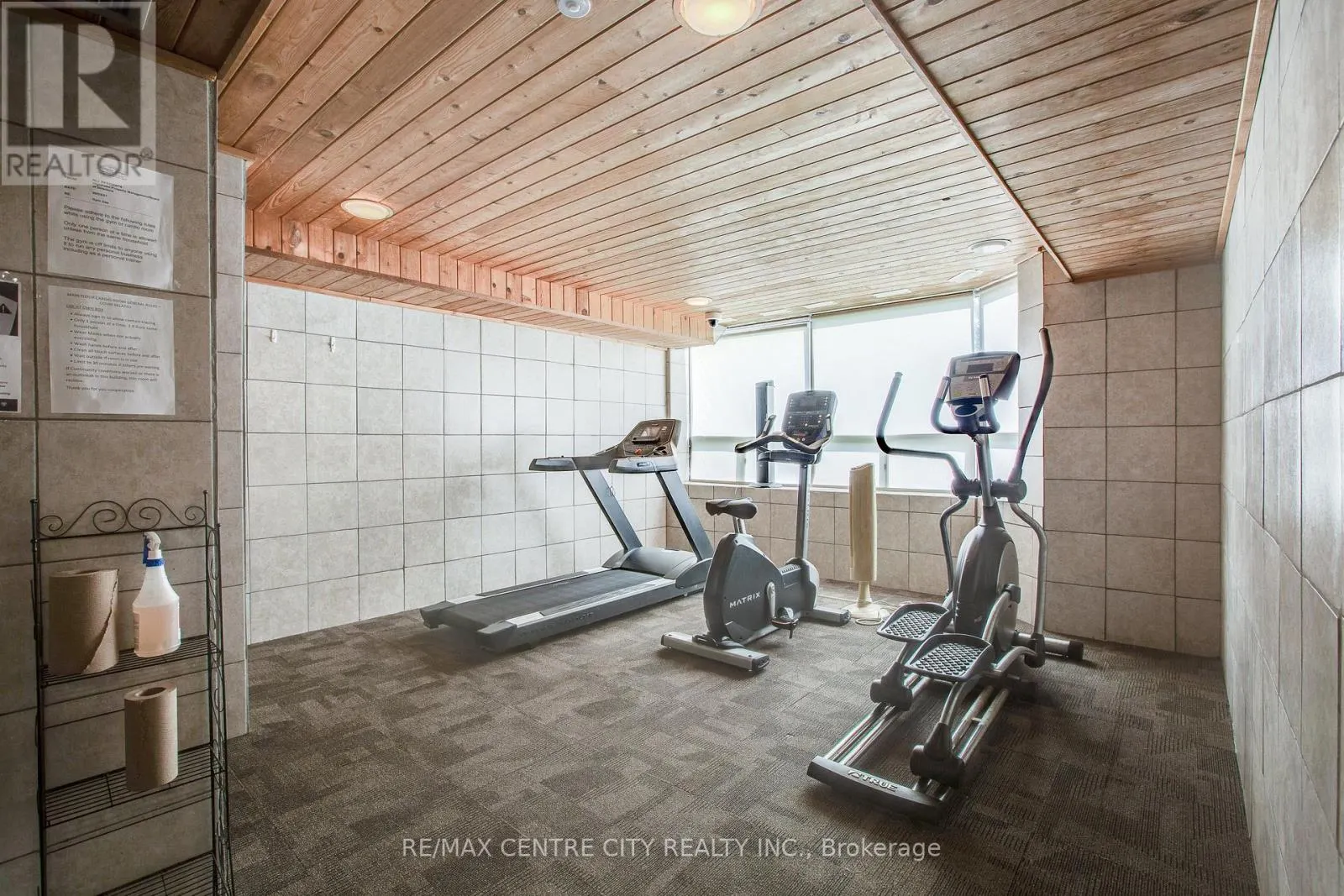 812 - 45 POND MILLS ROAD, #812