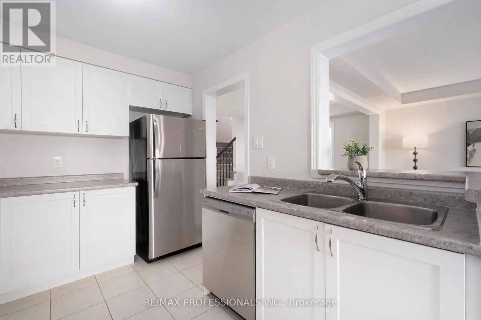 2241 WATERCOLOURS WAY