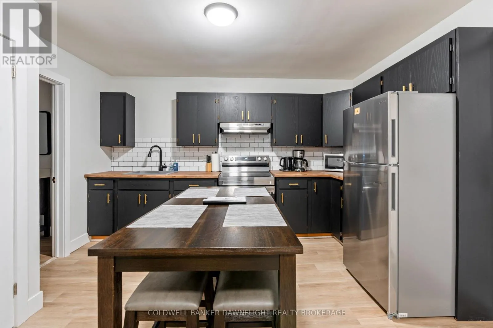 2 - 383 MAIN STREET S, #2