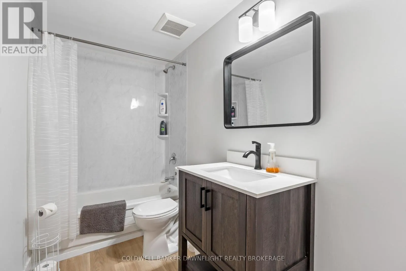 2 - 383 MAIN STREET S, #2