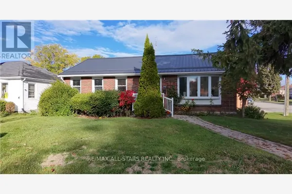 200 UNIVERSITY AVENUE E