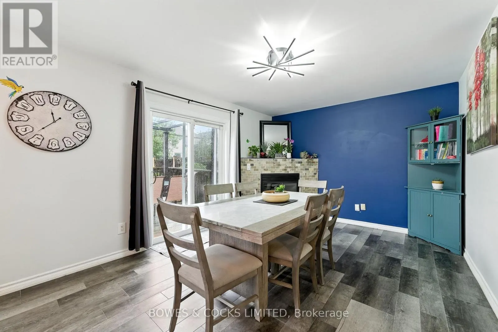 210 FARRIER CRESCENT