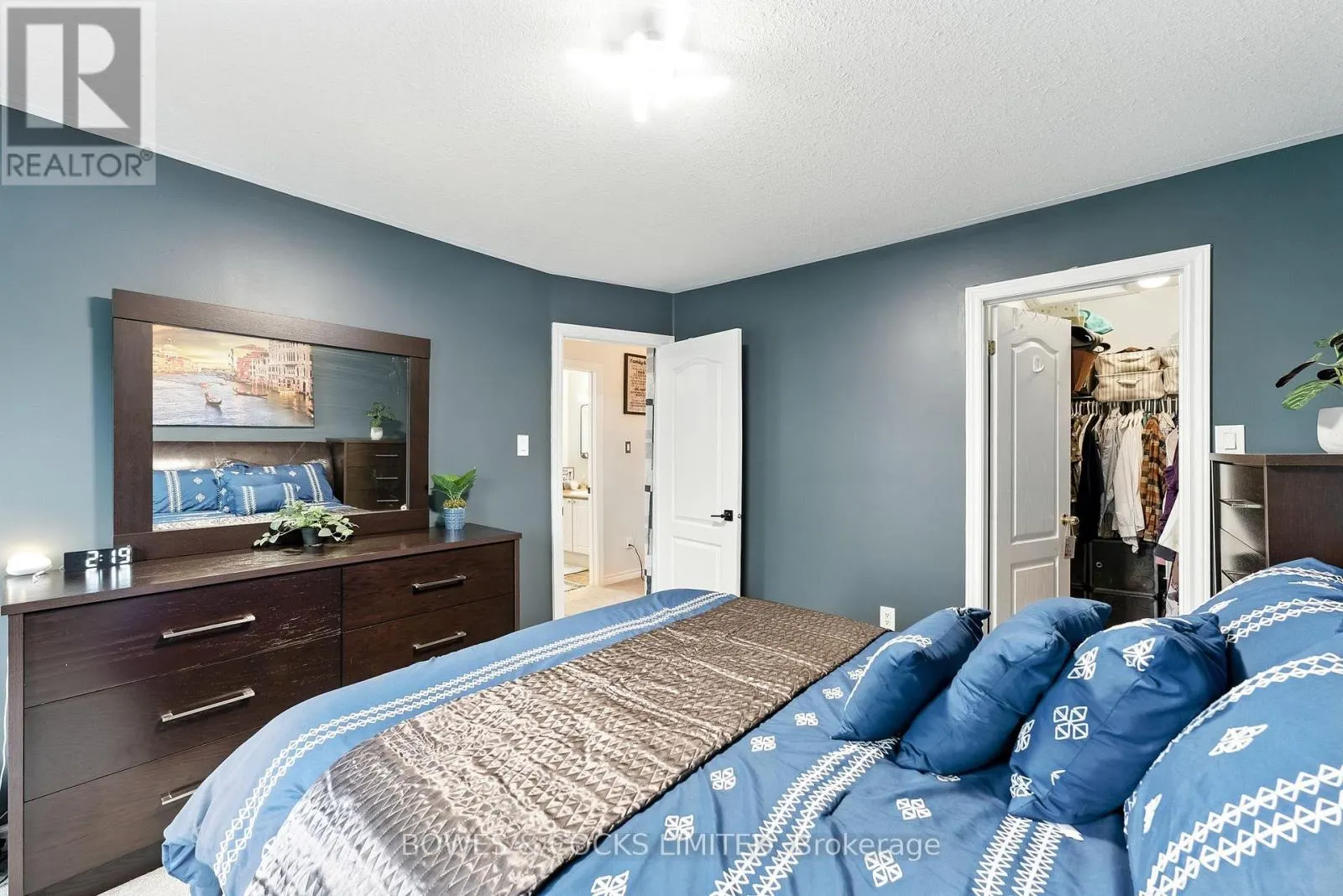 210 FARRIER CRESCENT