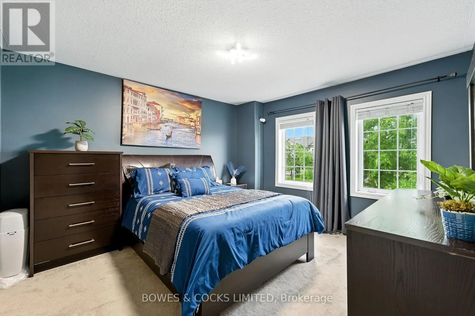 210 FARRIER CRESCENT