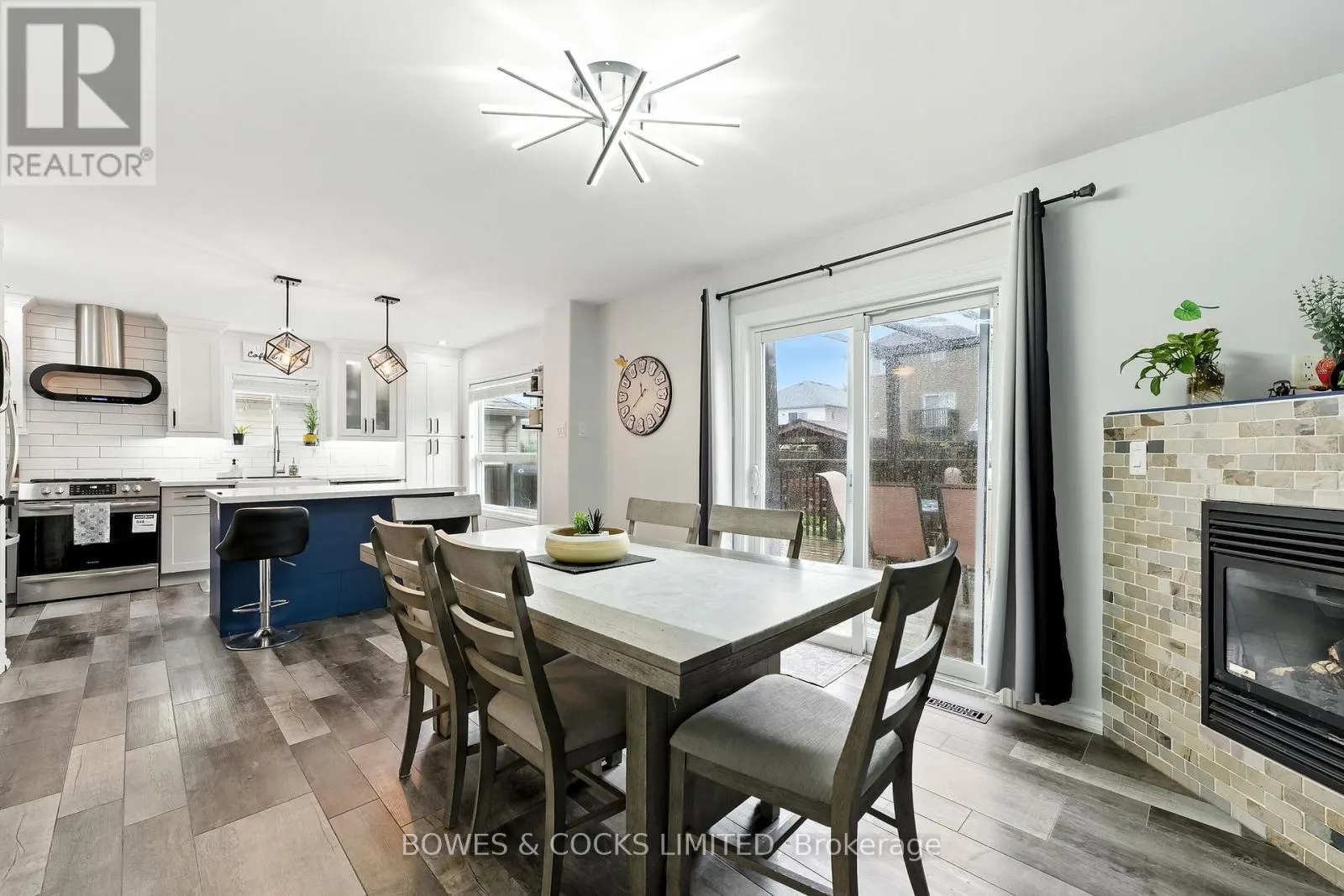 210 FARRIER CRESCENT