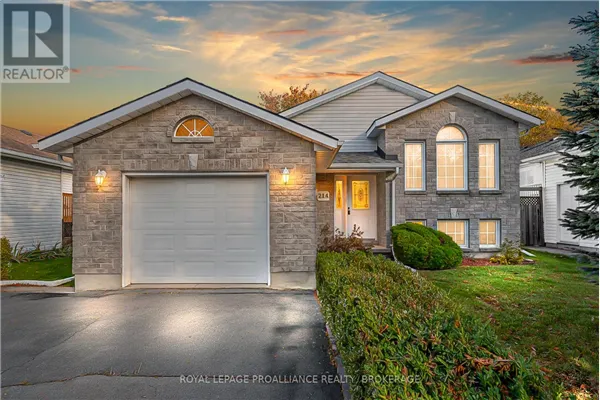 214 ELLESMEER AVENUE