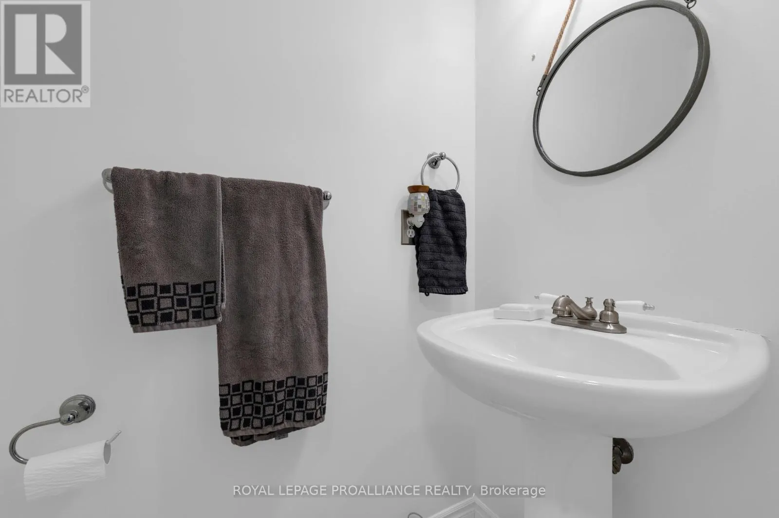 37 - 35 ALBION STREET, #37