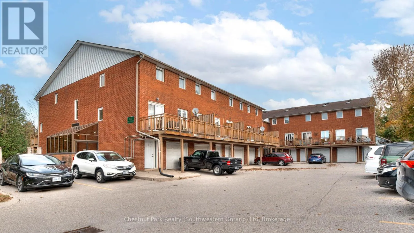 8 - 100 INKERMAN STREET, #8