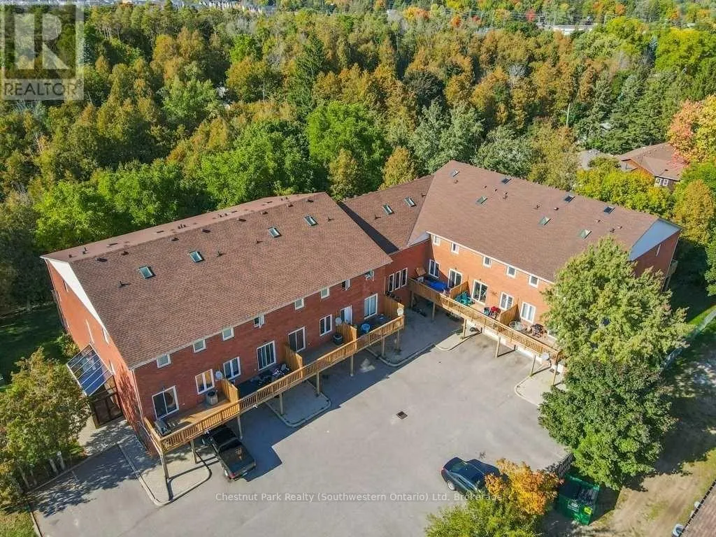 8 - 100 INKERMAN STREET, #8