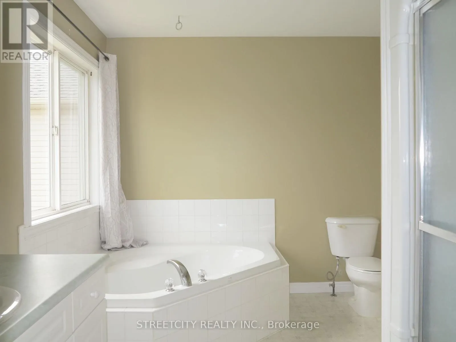 1155 SOUTH WENIGE DRIVE