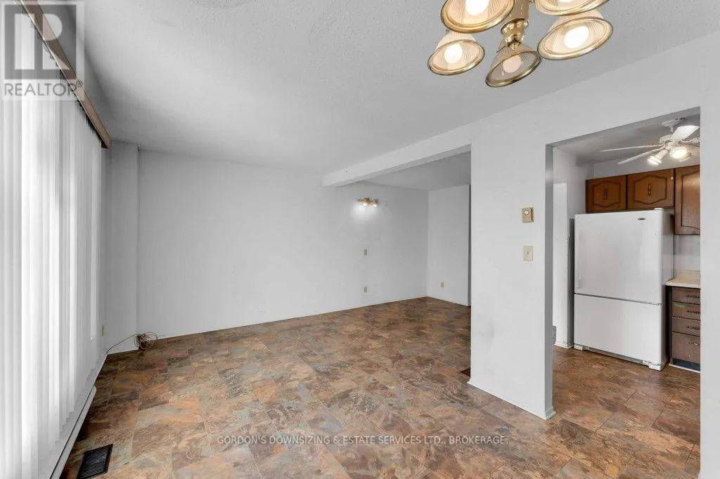 45 - 39 COVENTRY CRESCENT, #45