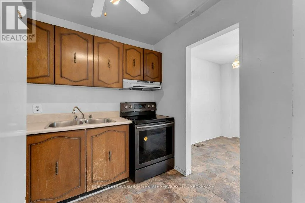 45 - 39 COVENTRY CRESCENT, #45