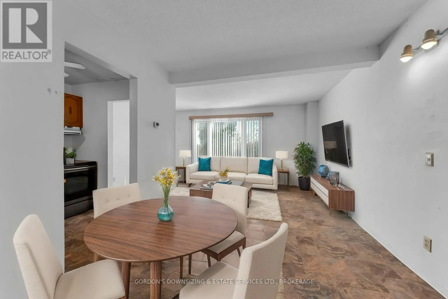 45 - 39 COVENTRY CRESCENT, #45