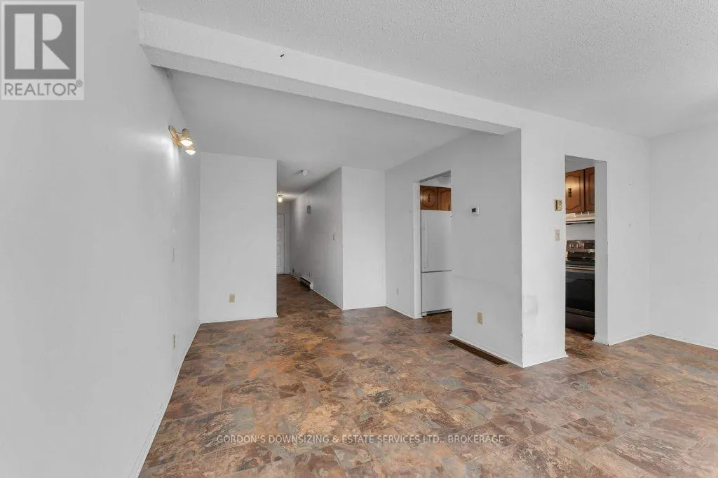 45 - 39 COVENTRY CRESCENT, #45