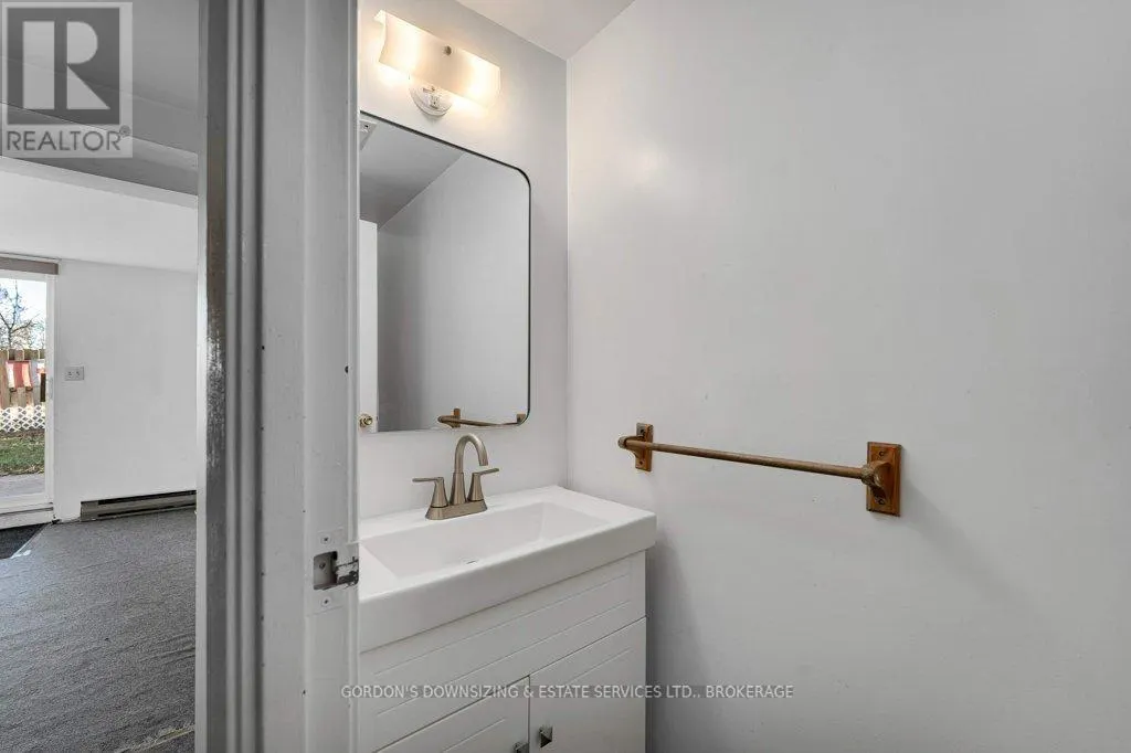 45 - 39 COVENTRY CRESCENT, #45