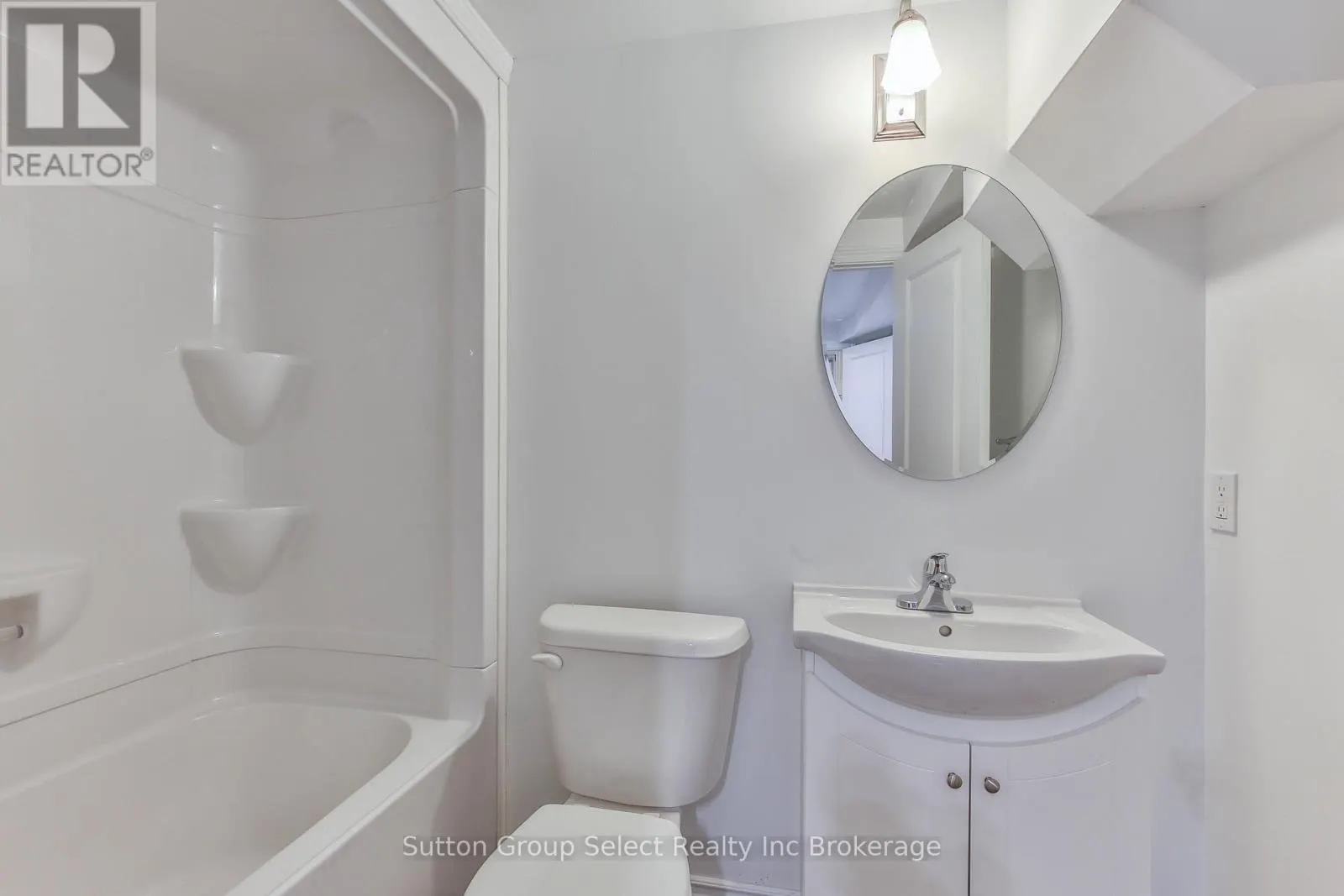 1009 A NESBITT CRESCENT