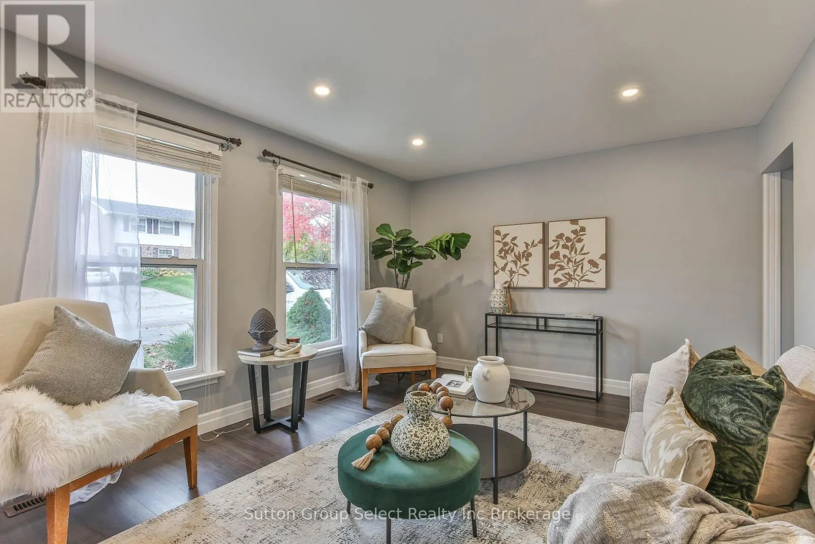 1009 A NESBITT CRESCENT