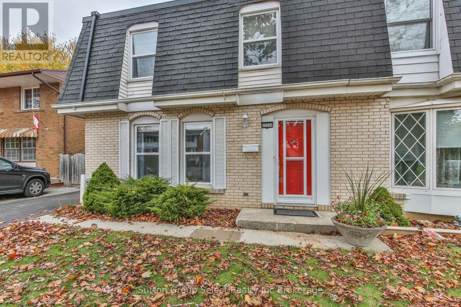 1009 A NESBITT CRESCENT